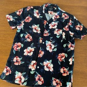 Abercrombie & Fitch Black Tropical Floral Camp Collar Shirt